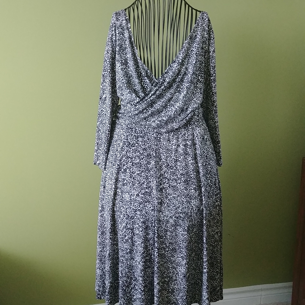Dress "SANDRA DARREN" SIZE 12 - Picture 5 of 9